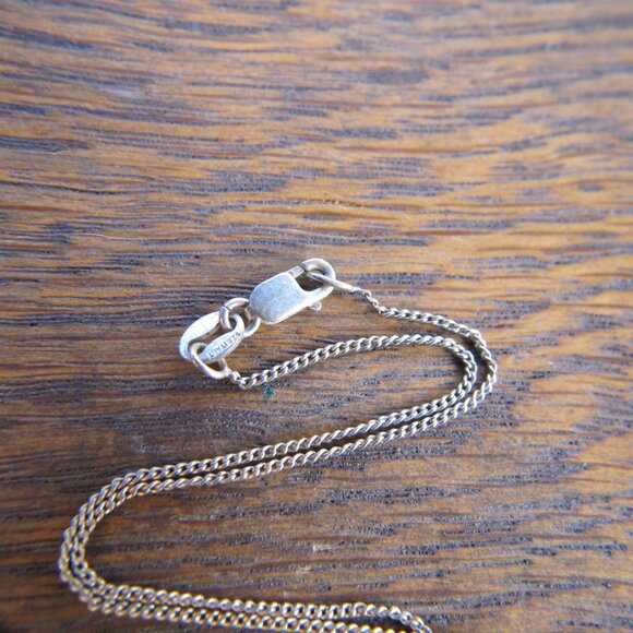 Seahorse w sterling silver chain. Vintage. - Picture 3 of 10